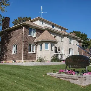 Butterfly Manor Bed & Breakfast