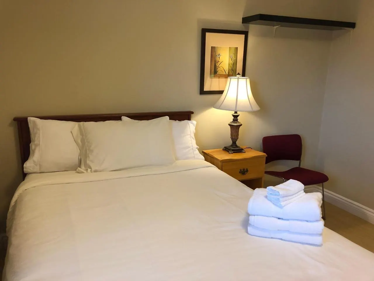 ***  Cozy Bedrooms Guest House Vancouver Canada